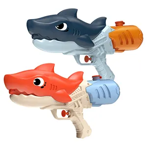 लड़कों के लिए शार्क आकार की छोटी सस्ती पानी आउटडोर शूटिंग गन खिलौना वॉटर गन