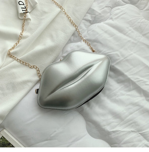 Sac à main <span class=keywords><strong>Yemu</strong></span> Spring Makeup pour femme, forme demi-lune, en PVC, avec chaîne bandoulière, fermeture éclair, doublure en polyester, petite taille - Product Image 2
