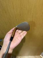 Ensemble de wedges de golf OEM d'usine, spécifications multi-bounce, poignée antidérapante, finition personnalisée, adapté à la revente en magasin de golf