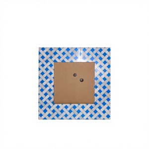 Cadre photo artisanal écologique en os incrusté et résine avec impression UV/découpe personnalisée pour affichage sur table - Product Image 1