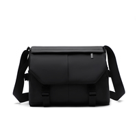 Sac bandoulière décontracté pour homme, grande capacité, en nylon imperméable, avec fermeture éclair, idéal pour le bureau et les activités de plein air, personnalisable avec logo, durable pour le quotidien
