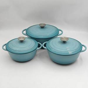 Batterie de Cuisine en Fonte Émaillée Colorée et Minimaliste, Ensemble Poêle à <span class=keywords><strong>Paella</strong></span>, Plat à Four, Casserole, Ramequin, Plaque à Pizza et Grill pour Table de Cuisson à Gaz, Cuisson au Four et Grillades - Product Image 1