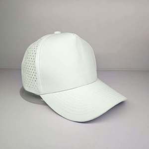 Venta al por mayor de sombreros de 5 paneles logotipo personalizado gorra de golf láser sombrero perforado impermeable Logotipo de PVC personalizado gorra de béisbol impermeable - Product Image 1