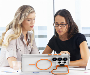 Funda Magnética Transparente con Soporte para Lentes para <span class=keywords><strong>Samsung</strong></span> S26 Ultra S25 S24 S23 A17 A07 A57 A56 A36 A35 A34 - Product Image 3