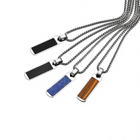 Pendentif carré long unisexe en acier inoxydable plaqué or, avec agate lapis pleine brillance et chaîne en bambou, style sportif