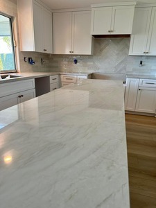 Dalle de quartz Calacatta Dome C001 – Design à veines fines de qualité supérieure avec une élégance intemporelle - Product Image 3