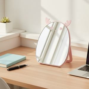 Espejo Cosmético con Diseño de Ciervo de Dibujos Animados, Espejo de Maquillaje Ajustable con Color Personalizado Exquisito - Product Image 5