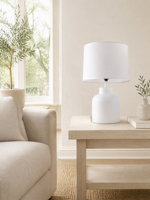 Lampe de table moderne de 12 pouces, abat-jour en tissu blanc mat, lampe de bureau, base en acier, interrupteur marche/arrêt, lampe de chevet, chambre à coucher, salon