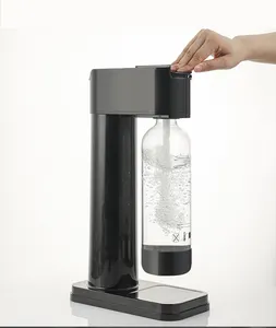 2023 Directo de fábrica Último diseño Máquina para hacer agua con gas negro Soda y fabricante de agua con gas Soda Maker