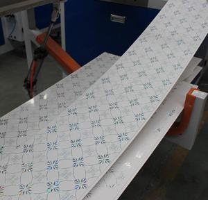 Machine d'extrusion de <span class=keywords><strong>plafond</strong></span> en PVC, extrudeuse de panneaux de <span class=keywords><strong>plafond</strong></span> - Product Image 2