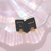 Broches en émail de graduation, broches métalliques, badges personnalisés « J'aime lire des livres », accessoires de dessin animé pour vêtements, sacs à dos et amis