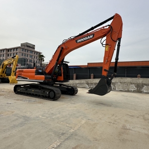รถขุดดิน Doosan DX300-9 มือสอง 30 ตัน คุณภาพสูง ราคาประหยัด ของแท้ รถขุดไฮดรอลิกแบบตีนตะขาบ - Product Image 3