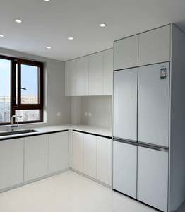 Armoires de cuisine de style moderne en blanc crème - Product Image 5