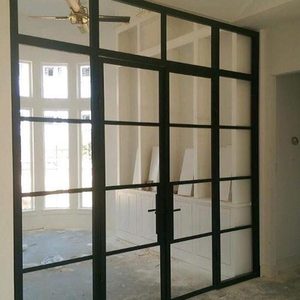 Eleganti Porte Interne Doppie a Battente in Stile Moderno Heritage, in Acciaio Annerito con Vetro Temperato e Isolamento Termico, Pannelli Laterali Personalizzabili - Product Image 1