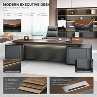 Bureau de direction moderne avec chargeur sans fil et éclairage LED, table de patron en noyer de luxe pour bureau de PDG, poste de travail de directeur