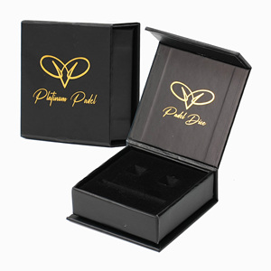 Boîte cadeau rigide magnétique noire avec logo personnalisé Boîtes d'emballage magnétiques recyclables en papier pour les soins de la peau avec doublure en velours - Product Image 4