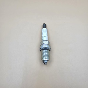 Bujía de Encendido BKR5EYA-11 4194/2526 de <span class=keywords><strong>Precio</strong></span> Competitivo Chino para Autopartes y Repuestos - Product Image 2