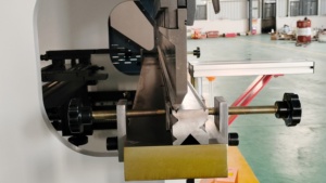 WC67Y 40T1600mm Hydraulic Press Metal Plate <b>Bending</b> <b>Machine</b> Sheet Folding <b>Machine</b> E21 Controller 40 Ton Capacity for Heavy - Product Image 3