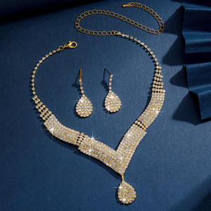 ชุดสร้อยคอและต่างหูเจ้าสาวทรงหยดน้ำระยิบระยับระดับไฮเอนด์  วัสดุโลหะผสมสังกะสี ชุบทอง/เงิน/โรสโกลด์  เครื่องประดับแฟชั่นทันสมัย - Product Image 5