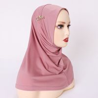 Vente en gros prêt à expédier facile Ware instantané Hijab 2024 écharpe musulmane dame malaisie arabe dubaï Premiumhijab voile