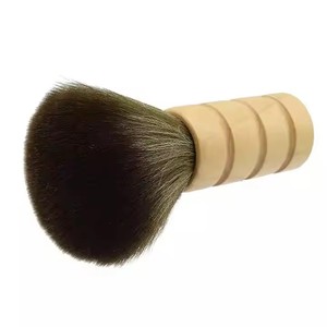 Brosse à <span class=keywords><strong>cheveux</strong></span> professionnelle en bois massif à poils doux pour salon de coiffure, pour nettoyer le cou - Product Image 4