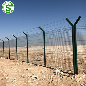 Galvanized Blending Fencing Steel <strong>Garden</strong> Barricade Metal Fence Wire <strong>Mesh</strong> 3D for Outdoor Triangle <strong>Gardens</strong> Fence - Product Image 3