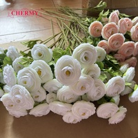 DC014 Warna Baru Peach Pink 3 Kepala Bunga Ranunculus Sutra Buatan untuk Dekorasi Pesta Pernikahan