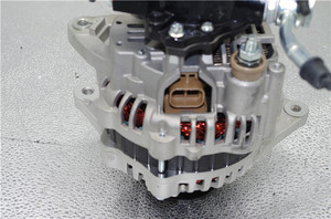 Para Hyundai H1 <span class=keywords><strong>alternador</strong></span> 2,5 A002T82899 A003TN0699 A2T82899 <span class=keywords><strong>Mitsubishi</strong></span> <span class=keywords><strong>L200</strong></span> L300 del <span class=keywords><strong>alternador</strong></span> del camión 12V 90A - Product Image 5
