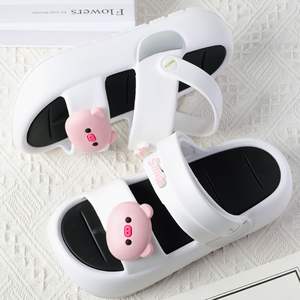 Pantuflas Beige Piglet para Mujer, Suela Gruesa, Punta Redonda, Sandalias Casuales de Playa, Cómodas, Antideslizantes, Suela Suave, Zapatos Chunky - Product Image 2