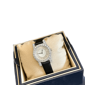 Reloj de Cuarzo de Lujo para Mujer con Incrustaciones de Cristales, Correa de Cuero Negra para Fiestas y Eventos Formales Chopards - Product Image 6