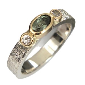 Bague pour femme la plus vendue, style rétro unique et tendance, bague large de haute qualité pour femme - Product Image 1