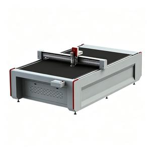 Machine de découpe à couteau vibrant pour préimprégnés en fibre de carbone, découpeuse automatique de tissus composites - Product Image 3