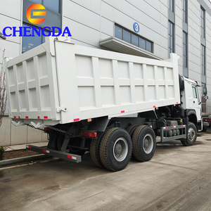 Camion <span class=keywords><strong>benne</strong></span> basculante d'<span class=keywords><strong>occasion</strong></span> Sinotruk Howo 6x4 de haute qualité, 10 roues, 371 CV - Product Image 1