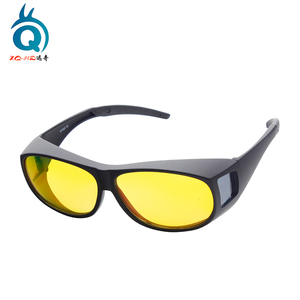 <span class=keywords><strong>Lunettes</strong></span> de nuit polarisées jaunes haute définition UV400 à porter par-dessus les <span class=keywords><strong>lunettes</strong></span> de vue pour unisexe - Product Image 4