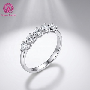 Обручальное кольцо с бриллиантами из золота 10K, 14K, 18K, <span class=keywords><strong>5</strong></span> камней, 3.<span class=keywords><strong>5</strong></span> мм, DEF VVS, с выращенными в лаборатории бриллиантами огранки «Сердце» - Product Image 1