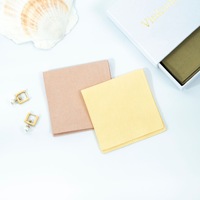 Pochette pliable carrée en microfibre avec logo personnalisé en tissu suédé, fermeture à bouton, sac de rangement réutilisable pour bijoux