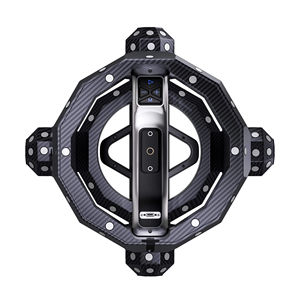 Scanner 3D Revopoint Trackit à suivi optique pour des scans sans marqueurs, haute précision, scanner laser bleu double - Product Image 1