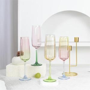 <span class=keywords><strong>Flûtes</strong></span> à champagne et <span class=keywords><strong>flûtes</strong></span> personnalisées faites à la main à bas prix de gros <span class=keywords><strong>pour</strong></span> décorer les fêtes de mariage - Product Image 1