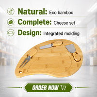 Set Papan Keju Bambu Bentuk Bulan Unik dengan Set Pisau, Nampan Sajian Kayu untuk Pesta Makan Malam, Anggur, dan Keju