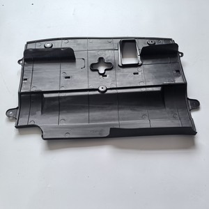 Protection supérieure du réservoir d'eau Lx570 53292-60070 en plastique noir pour Toyota Faw Jp 2010 2013 - Product Image 4