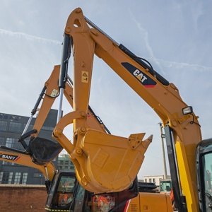 Excavatrice compacte Caterpillar 303.5e 305.5e2 305 305.5E2 de 5 tonnes, équipée d'un moteur Caterpillar - Product Image 2