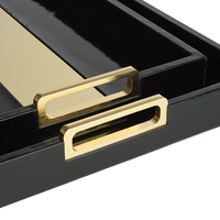 Lot de 2 plateaux de service rectangulaires modernes en cuir PU noir avec poignée en métal, plateaux de rangement décoratifs pour accessoires