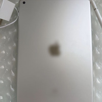 iPad 7 d'occasion à prix avantageux 2019, 3 Go de RAM, 128 Go de SSD, processeur A10, tablette WiFi, écran 10,2 pouces, accessoires d'origine