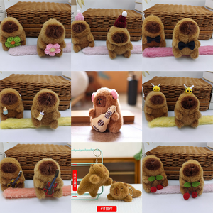 Porte-clés en peluche Capybara Boodoo personnalisé en usine, design guitare, 4 pouces, jouet en peluche populaire pour les fêtes d'enfants - Product Image 3