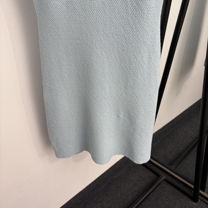 Vêtements de marque de luxe célèbres pour femmes, nouvelle robe-veste en tricot sans manches avec ceinture, vêtements de créateur - Product Image 4
