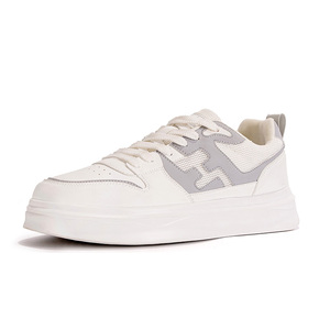 Zapatillas de Lujo para Hombre con Nuevo Diseño, Zapatos Casuales Negros para Verano, Invierno, Primavera y Otoño, Estilo Deportivo Transpirable con Cierre de Cordones - Product Image 3