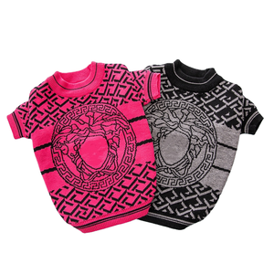 Suéter Clásico de Lujo para Perro, Falda para Otoño e Invierno, Tejido Cálido con Estampado de Poliéster, Estilo Primavera - Product Image 1