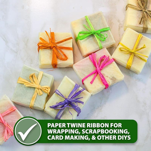 เชือกกระดาษรัฟเฟียแบบบิดเกลียว VAKAFFIA ย่อยสลายได้ทางชีวภาพ ขนาด 20 เมตร สำหรับห่อของขวัญในงานปาร์ตี้วันคริสต์มาสและวันวาเลนไทน์ - Product Image 4