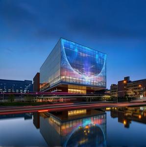 Mur <span class=keywords><strong>rideau</strong></span> en verre <span class=keywords><strong>à</strong></span> faible consommation d'énergie, écran LED transparent haute définition pour intérieur, conception modulaire, installation rapide - Product Image 1