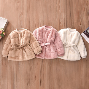 Cappotto Imbottito Chic <span class=keywords><strong>per</strong></span> Bambine Autunno/Inverno 2026, Nuovo Arrivo, Finto <span class=keywords><strong>Pelliccia</strong></span> con Fodera in Visone, Cintura e Colletto Alto con Bottoni Nascosti - Product Image 3